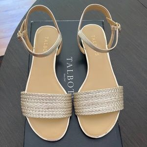 Sandal